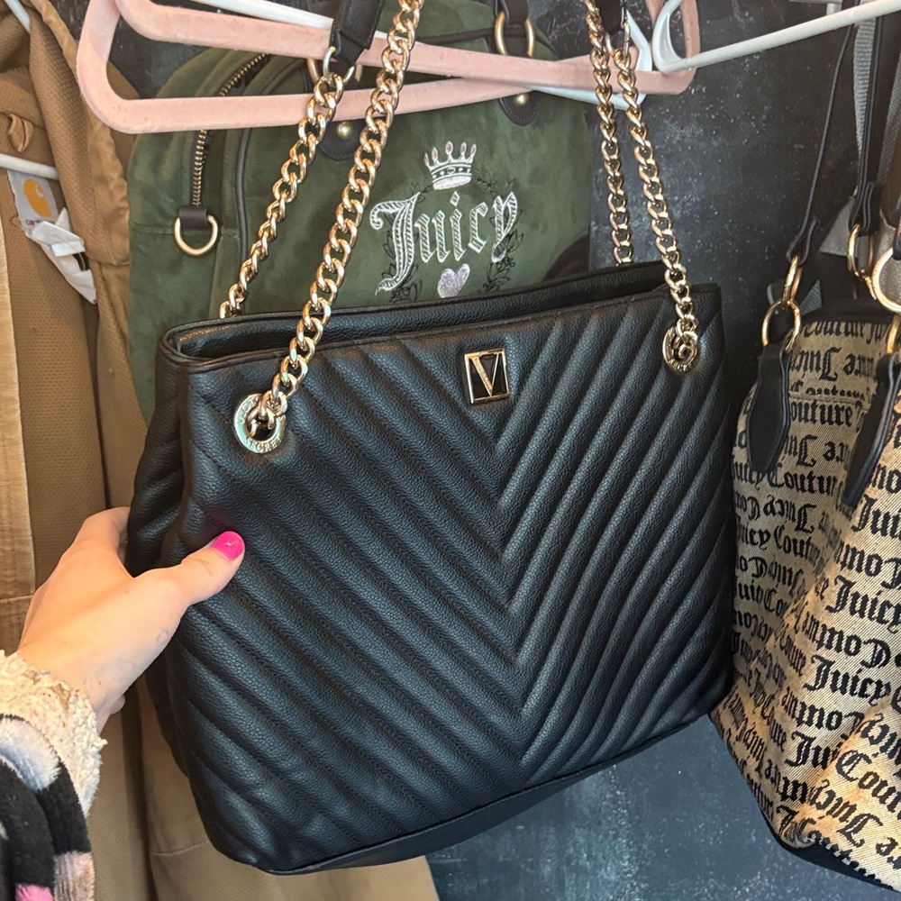 Black Quilted Chain Shoulder Bag